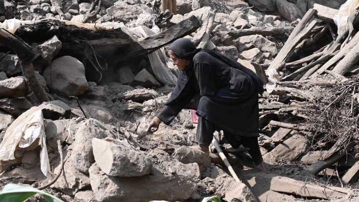 Terremoto de magnitud 6,3 sacude a Afganistán