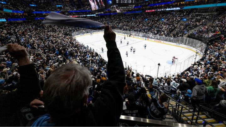 Utah Mammoth Fever: Ryan & Ashley Smith Explain Why Hockey Is Spreading Like Wildfire