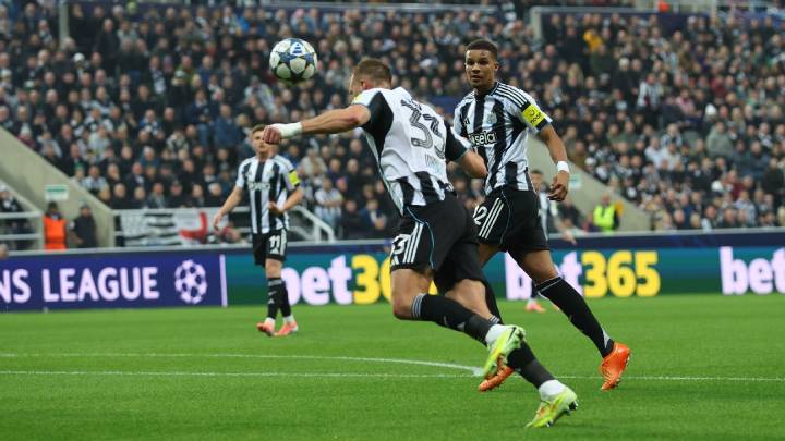 Eddie Howe lauds 'incredible' Dan Burn header in Newcastle win