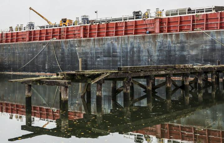 OSHA investigating death of 53-year-old Seattle barge worker