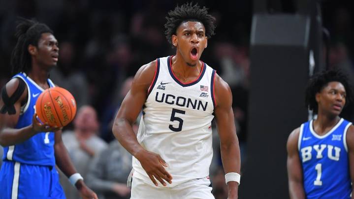 Silas Demary Jr. scores 21 to help No. 3 UConn hold off AJ Dybantsa and No. 7 BYU 86