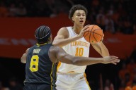 Deadspin | Nate Ament drops 23 as No. 18 Tennessee routs Northern Kentucky