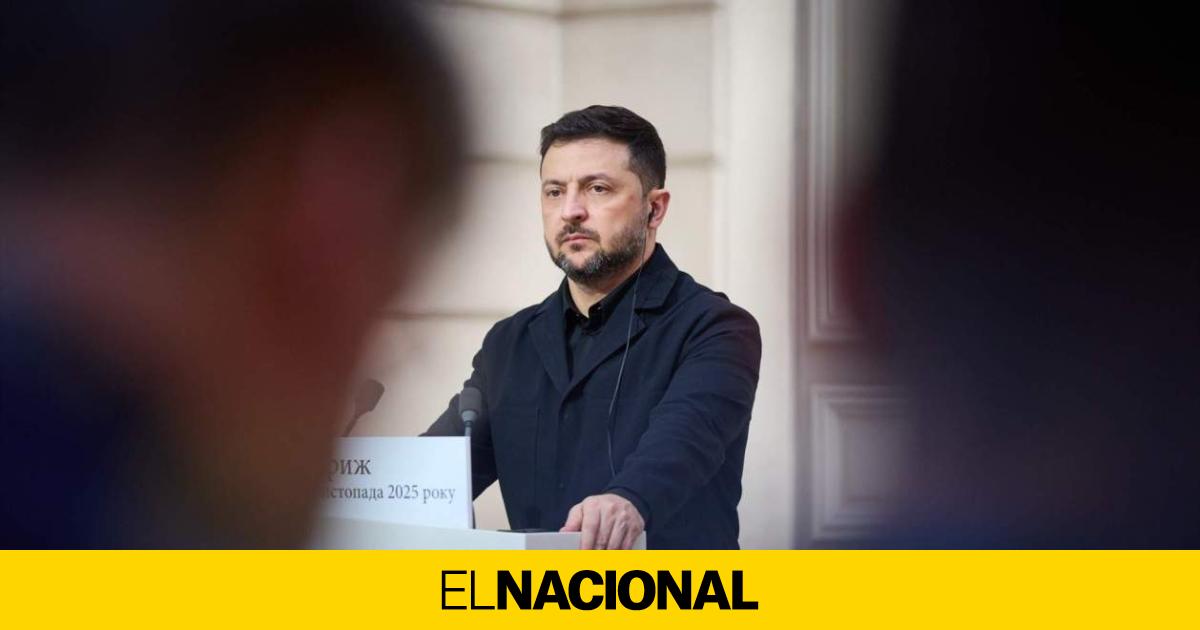 Zelenski recibe el plan de paz de 28 puntos trazado por Estados Unidos y Rusia a espaldas de Ucrania