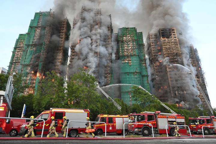Tragedia en Hong Kong: impresionante incendio deja 36 muertos y más de 200 de desaparecidos hasta el momento