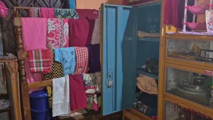 Burglary at homeowner and tenants’ rooms at Kadamtala