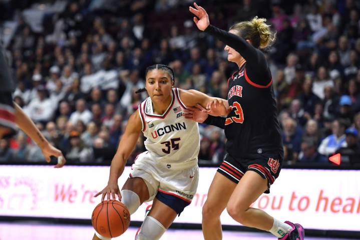 UConn's Azzi Fudd shows new confidence at Hall of Fame Showcase