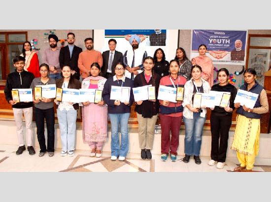 DSCW hosts debate on poignant theme "50 Years of Emergency: Lessons for Indian Democracy"