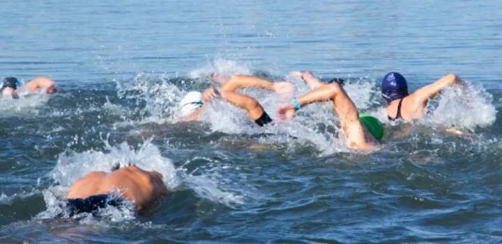 Arranca el Campeonato Municipal de Aguas Abiertas 2025-2026: más fechas, más nadadores y un fuerte impulso al río