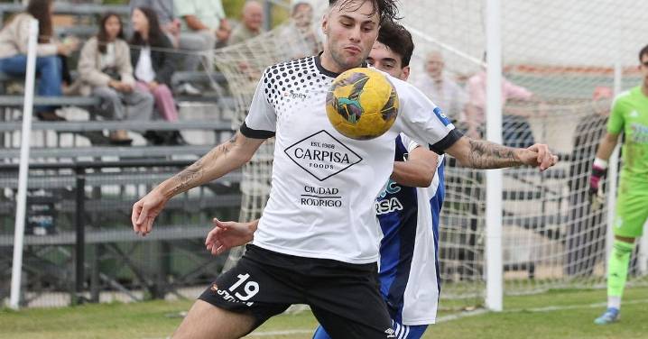 El Ciudad Rodrigo y el Salamanca CF UDS B se llevan los derbis de la Regional de Aficionados