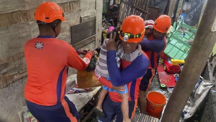 Typhoon Fung-wong leaves 4 dead and 1.4 million displaced in the Philippines