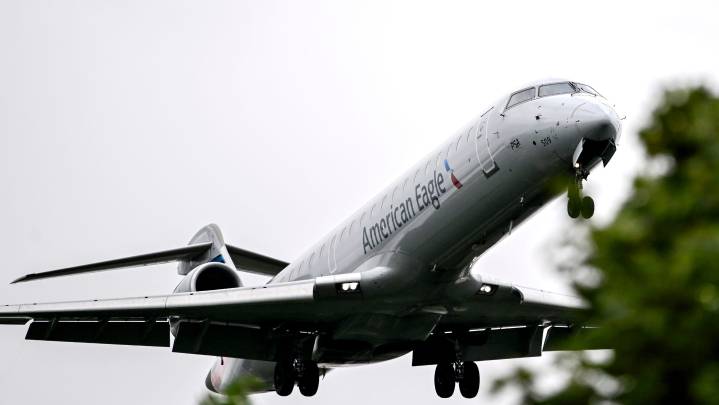 Traveling over Thanksgiving? If so, you'll have lots of company