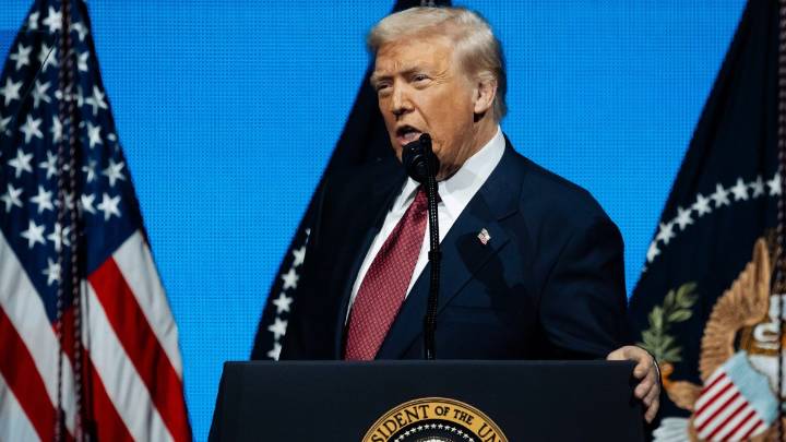 Trump's bright view of the economy doesn't match what voters are seeing