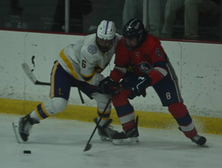 St. Clair Shores Unified joins forces to ice Warren De La Salle