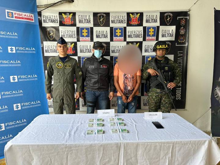 Capturado en flagrancia presunto extorsionista, pretendía cobrar más de 60 millones a un comerciante en Paz de Ariporo