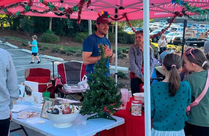 2025 Deck the Heights Christmas celebration is this Saturday, Nov. 15