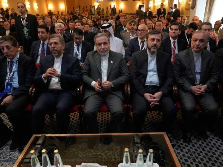 Iran says no prospect of talks as West builds pressure over nuclear issue