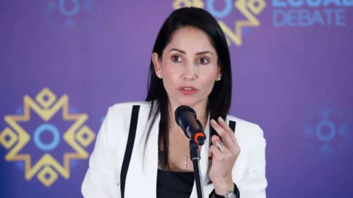 Luisa González en teleSUR: Ecuador rechaza ser el "patio trasero" de EE. UU.
