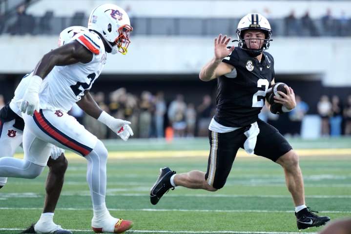 How Vanderbilt’s offense got the better of Auburn in the second half