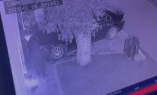 Noche de terror en La Plata: encapuchados encañonan a familia en una entradera y vecinos los ponen en fuga