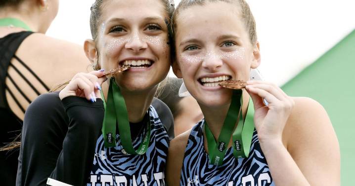 Saint John's Beacom, Philips, GV's Steimle plac…