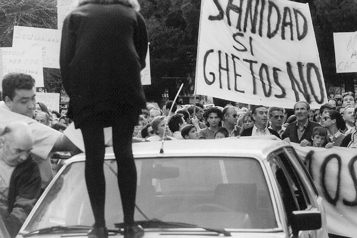 Las 'hijas del hormigón', la generación que creció en el extrarradio de Madrid: "Cuanto más se criminaliza la periferia, más se incrementan los precios en el centro y más cool son sus bares"