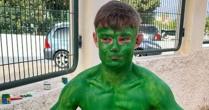 Benidorm tourist left scrubbing for days after huge mistake in bid to impress as Hulk