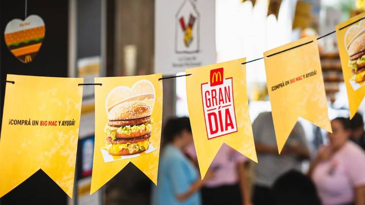 Llegó el Gran Día: solidaridad a través de la hamburguesa más famosa del mundo