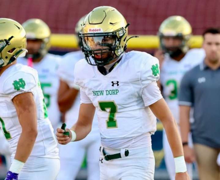 Staten Island HS football roundup (11-1-25 -- late games): Tots run record to 9