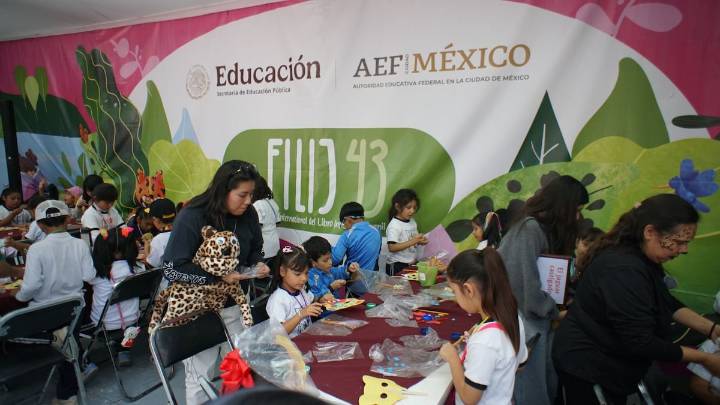 SEP impulsa República Lectora en FILIJ 2025; más de 100 actividades para niños y jóvenes