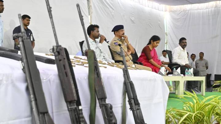 37 Maoist cadres return to mainstream in Telangana
