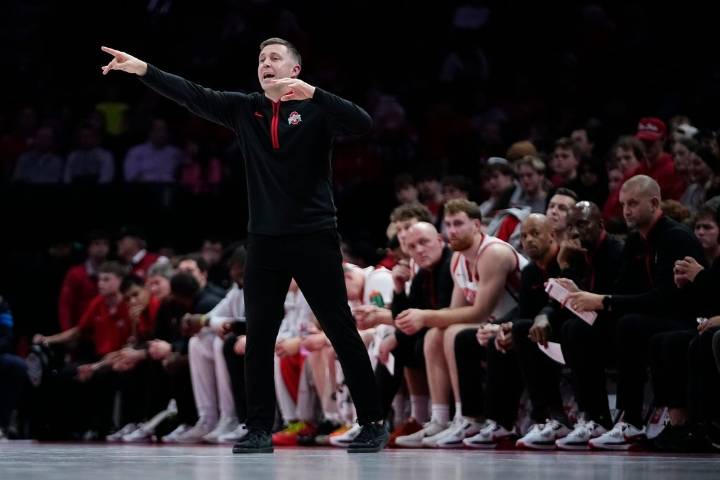 Deadspin | Bruce Thornton scores career-high 38 as Ohio State bests Purdue Fort Wayne