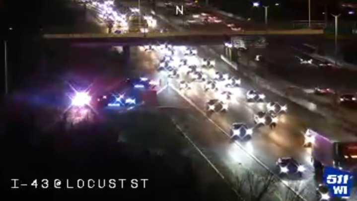 I-43 and Locust exit ramp closed, MCSO investigating shots fired reports