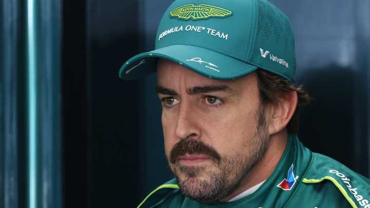 Fernando Alonso se muerde la lengua con Aston Martin: "No puedo ser del todo sincero..."