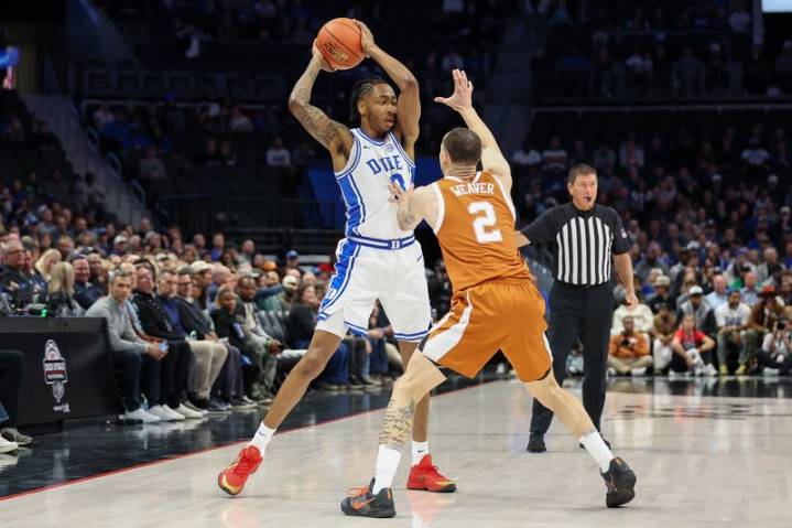 Top 25 roundup: Isaiah Evans, No. 6 Duke surge past Texas
