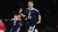 Kenny McLean y un golazo de mitad de cancha en Escocia vs Dinamarca, para ir al Mundial 2026