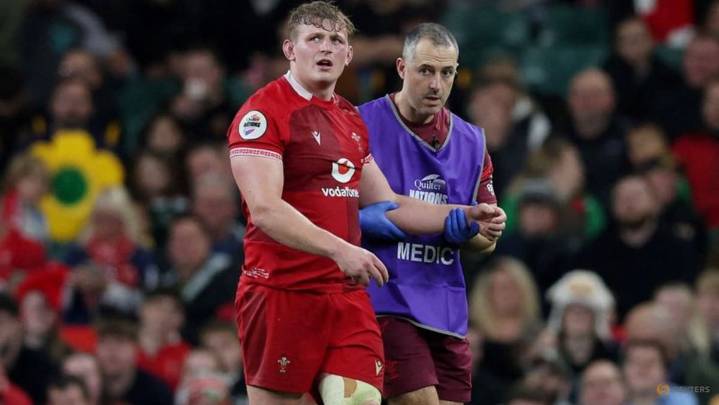 Wales captain Morgan set to miss start of Six Nations with dislocated shoulder