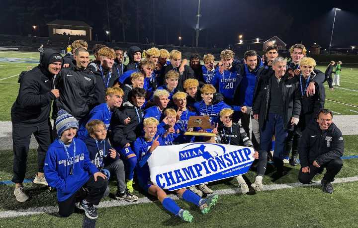 Bromfield boys soccer shuts out Rockland, lifts 14th state title (video)