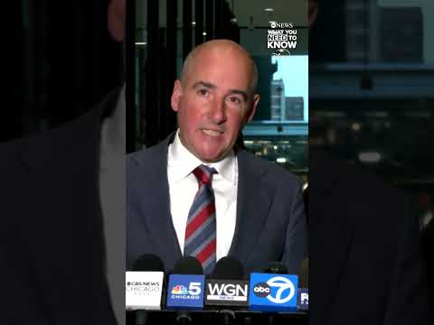 Judge drops charges for 2 people accused of ambushing agents in Chicago immigration sweep