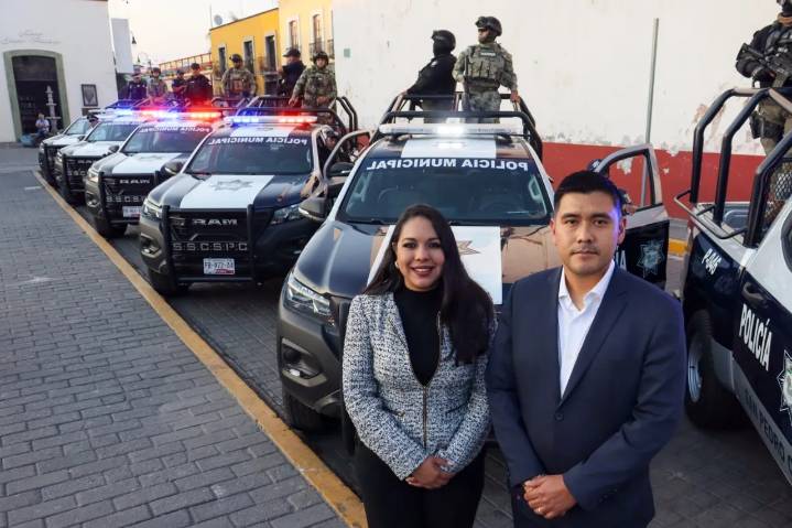 Tonantzin Fernández refrenda su compromiso en seguridad con la entrega de nuevas patrullas