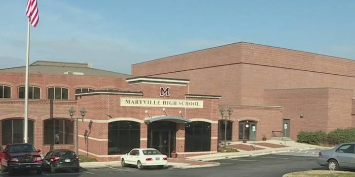 Gas leak prompts early dismissal at Maryville High School