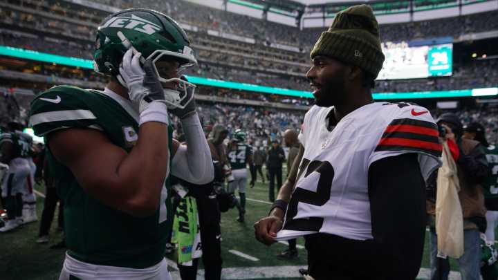 Shedeur Sanders praised for selfless act as Browns name Week 11 starter after Dillon Gabriel's Jets humiliation