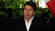 Congreso de Perú avanza en moción para inhabilitar al expresidente Pedro Castillo; sería por 10 años
