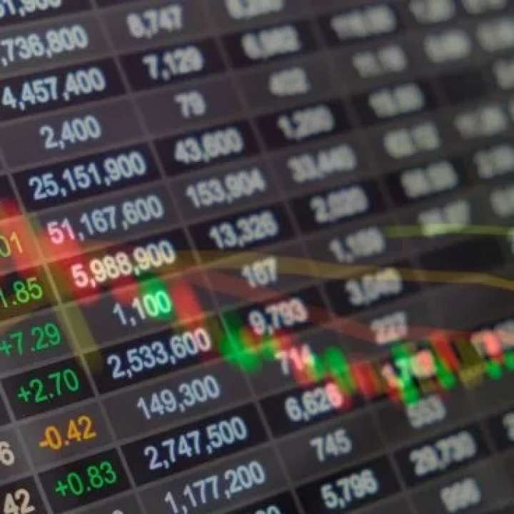 Los bonos en dólares suben 1,5% en promedio y el riesgo país perfora los 600 puntos básicos