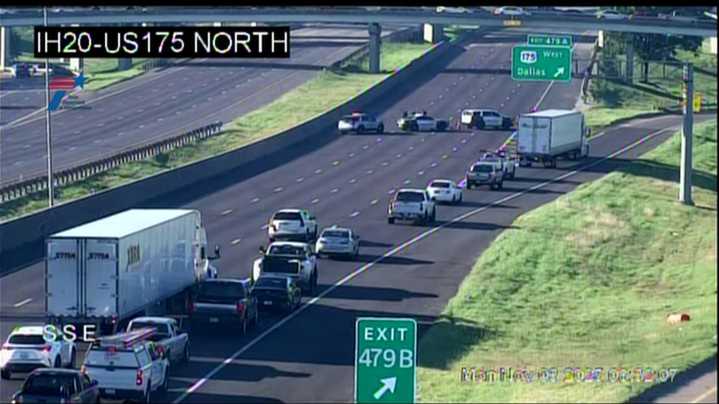 SWAT standoff closes both directions of I-20 in southeast Dallas, officials say
