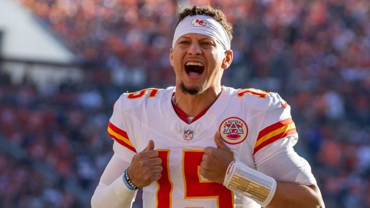 NFL: Patrick Mahomes and Kansas City Chiefs clinging on in unchartered territory, says Phoebe Schecter