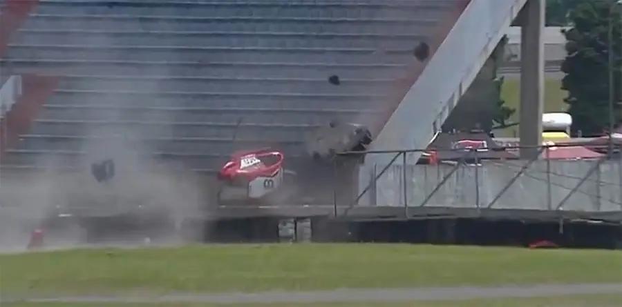 Brutal accidente en el Top Race: El auto de Luis Gastaldi se despistó y terminó en la tribuna del autódromo de Buenos Aires