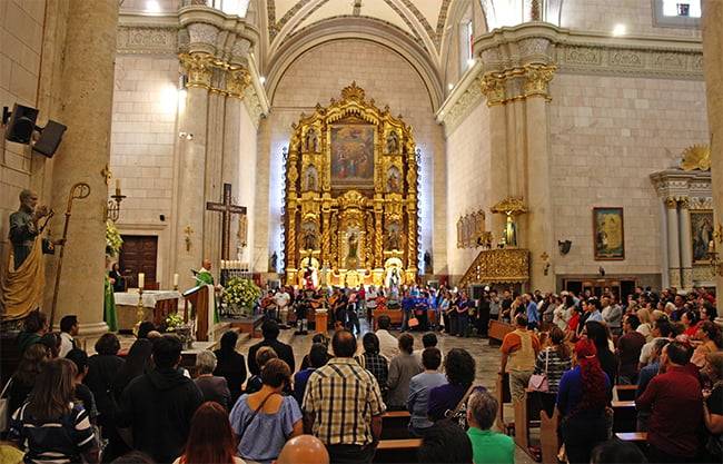 Invitan a sumarse a la campaña del diezmo; dar con el corazón y de buena gana