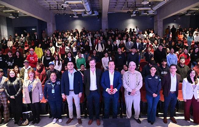 Se suman 350 universitarios a la Red de Seguridad de Coahuila