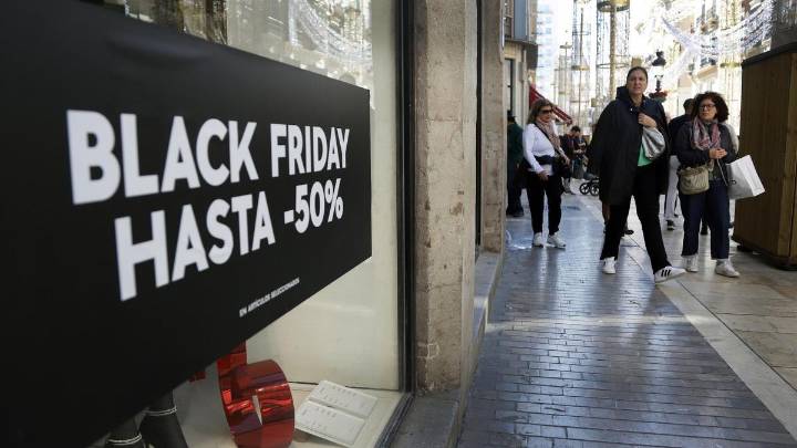 Consumo alerta de las prácticas engañosas más habituales este Black Friday