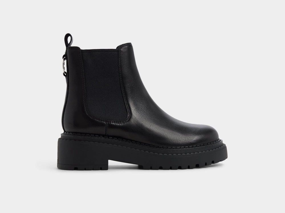 5 practical-yet-stylish winter boots